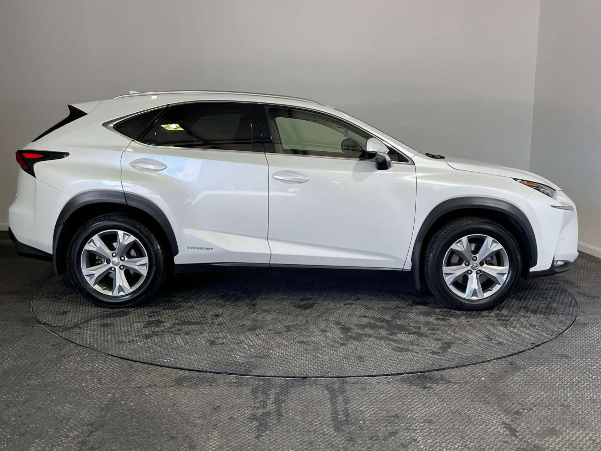 LEXUS NX 2015 (15) 2.5 300H PREMIER SUV 5DR PETROL HYBRID E-CVT 4WD EURO 6 (S/S) (197 PS) - 2015 - £15,200