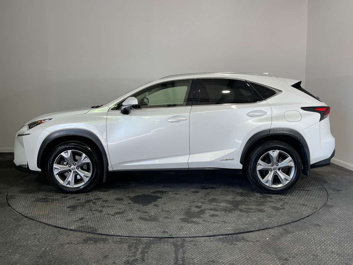 LEXUS NX 2015 (15) 2.5 300H PREMIER SUV 5DR PETROL HYBRID E-CVT 4WD EURO 6 (S/S) (197 PS) - 2015 - £15,200