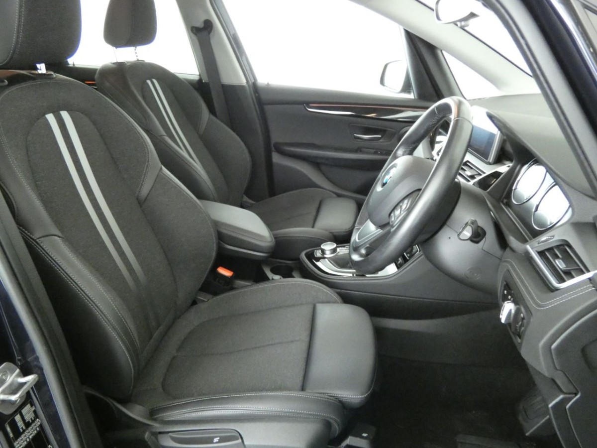 BMW 2 SERIES 1.5 218I SPORT ACTIVE TOURER 5D 139 BHP - 2019 - £17,300