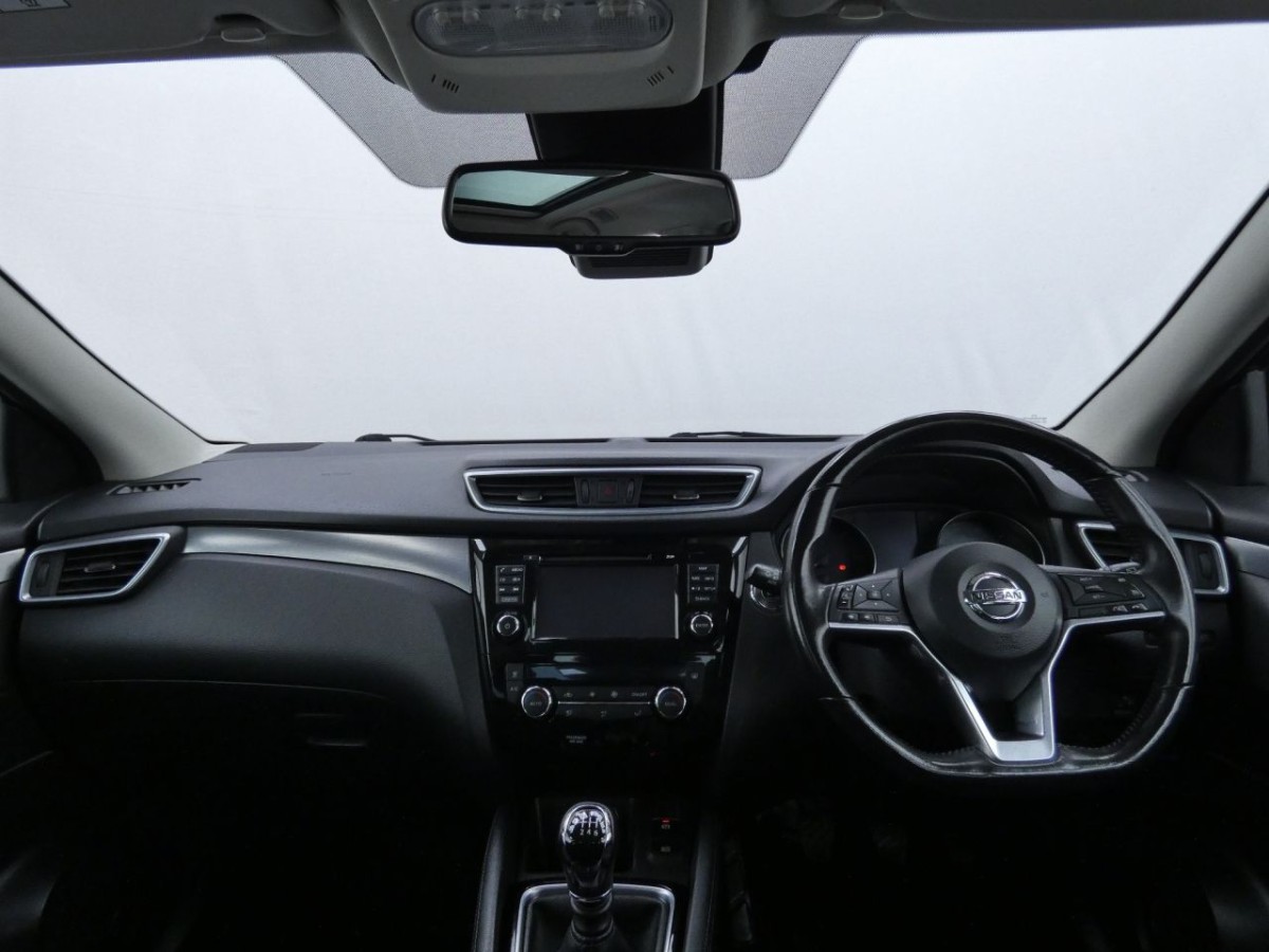 NISSAN QASHQAI 1.5 N-CONNECTA DCI 5D 108 BHP - 2017 - £13,790