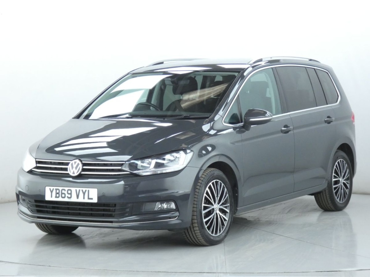VOLKSWAGEN TOURAN 2.0 SEL TDI 5D 148 BHP - 2020 - £16,400