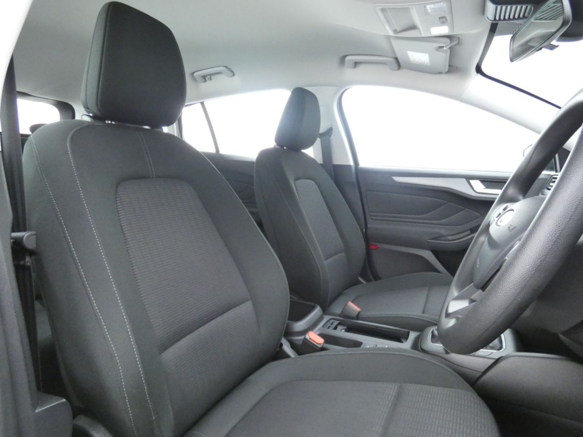 FORD FOCUS 1.5 STYLE TDCI 5D 94 BHP - 2018 - £12,400