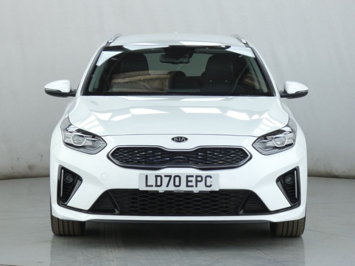 KIA CEED 1.6 3 5D 139 BHP - 2020 - £14,700