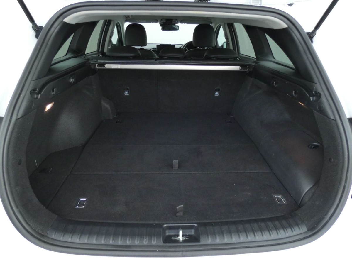 KIA CEED 1.6 3 5D 139 BHP - 2020 - £14,700