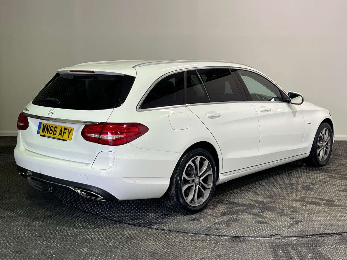 MERCEDES-BENZ C CLASS 2016 (66) 2.0 C350E 6.4KWH SPORT ESTATE 5DR PETROL PLUG-IN HYBRID G-TRONIC+ EURO 6 (S - 2016 - £11,000
