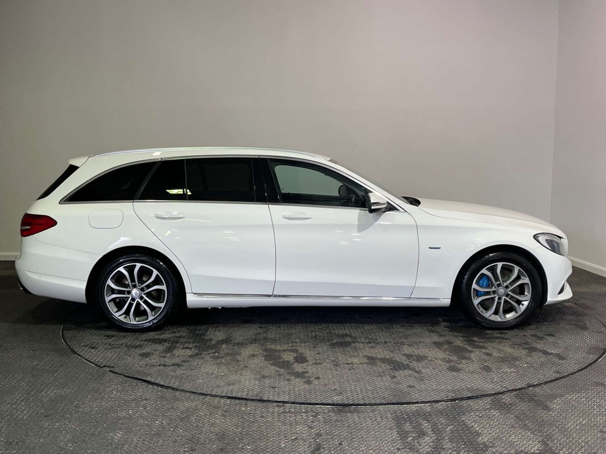 MERCEDES-BENZ C CLASS 2016 (66) 2.0 C350E 6.4KWH SPORT ESTATE 5DR PETROL PLUG-IN HYBRID G-TRONIC+ EURO 6 (S - 2016 - £11,000