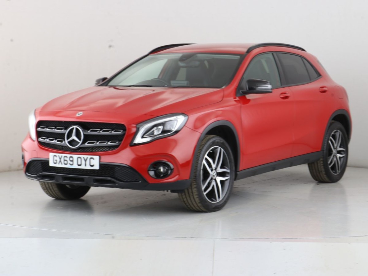 MERCEDES-BENZ GLA-CLASS 1.6 GLA 180 URBAN EDITION 5D 121 BHP - 2019 - £21,940