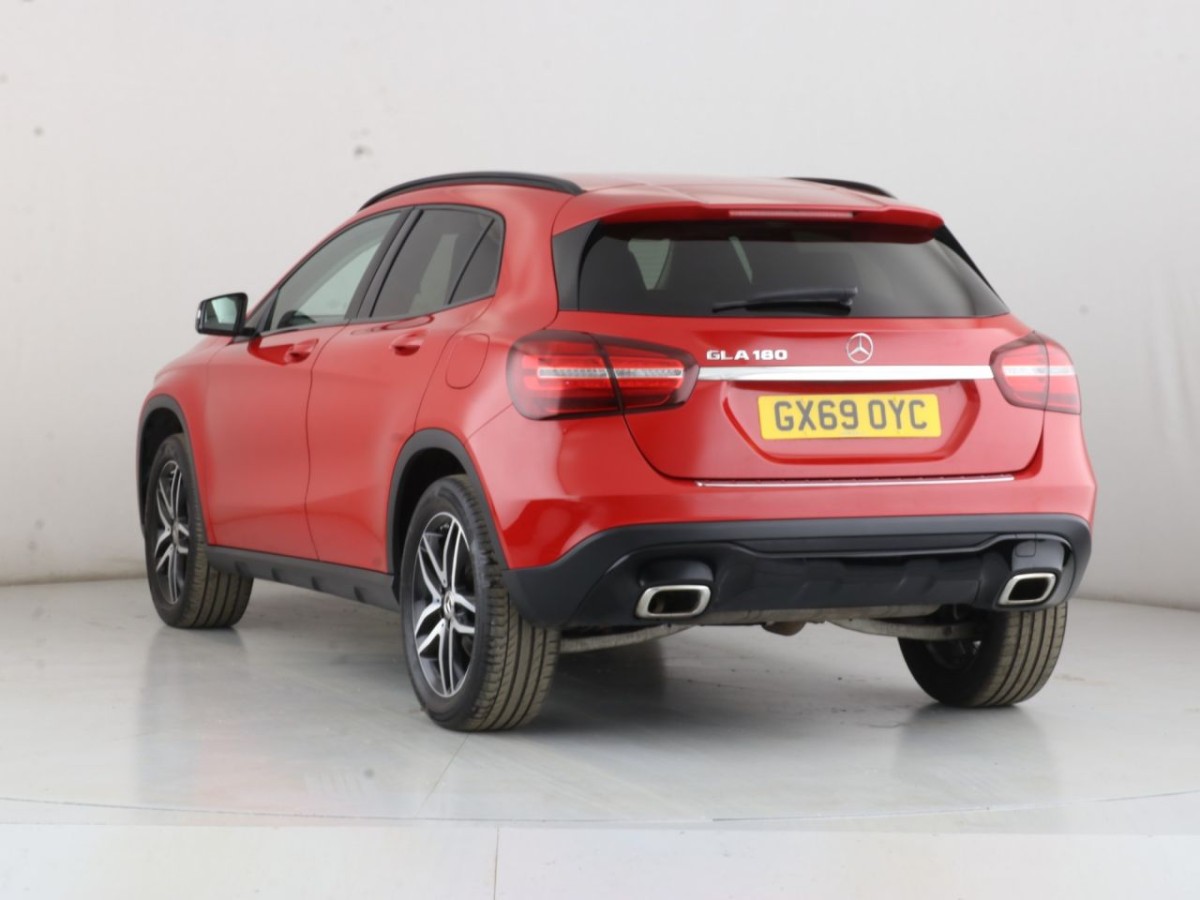 MERCEDES-BENZ GLA-CLASS 1.6 GLA 180 URBAN EDITION 5D 121 BHP - 2019 - £21,940