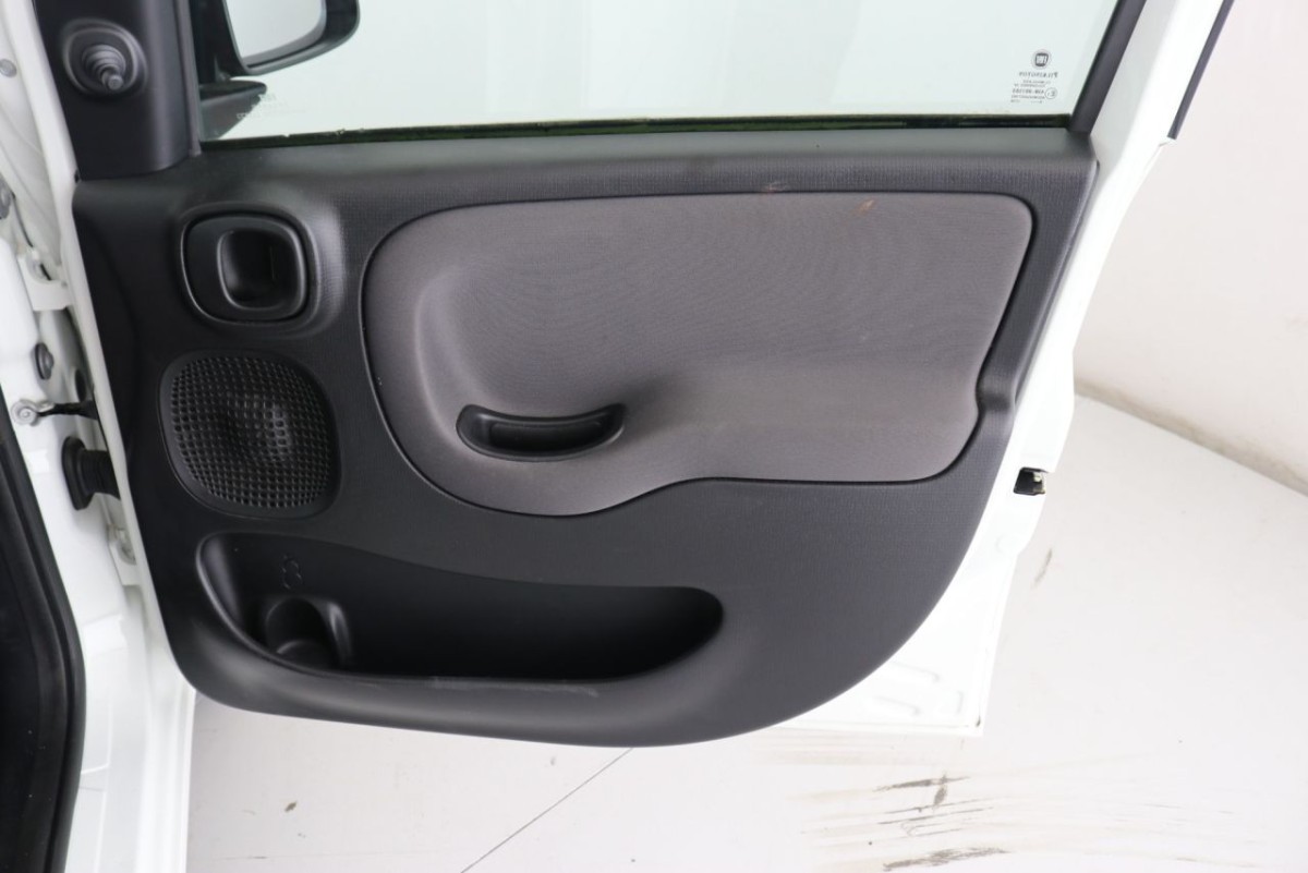 FIAT PANDA 1.2 POP 5D 69 BHP HATCHBACK - 2015 - £5,400