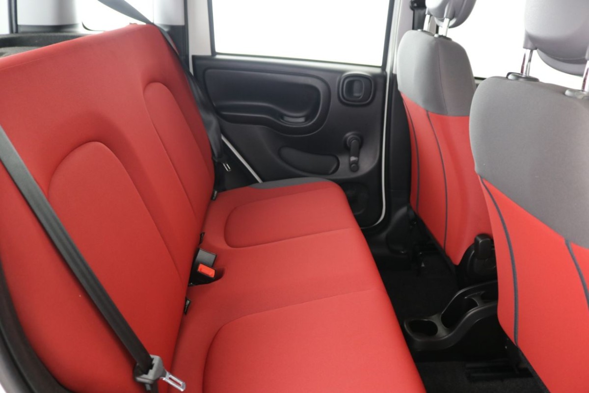 FIAT PANDA 1.2 POP 5D 69 BHP HATCHBACK - 2015 - £5,400