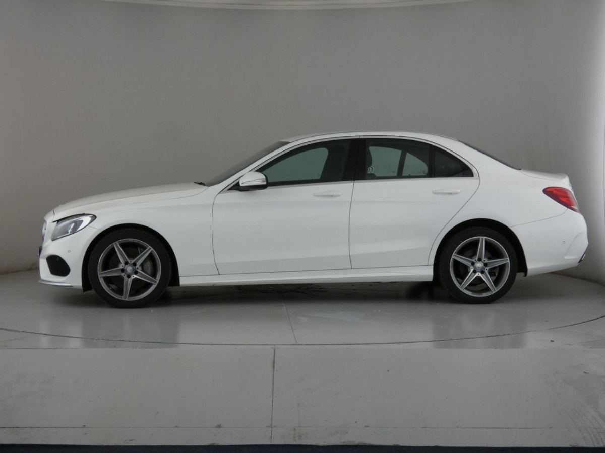 MERCEDES-BENZ C-CLASS 2.1 C250 BLUETEC AMG LINE 4D 204 BHP - 2015 - £14,990