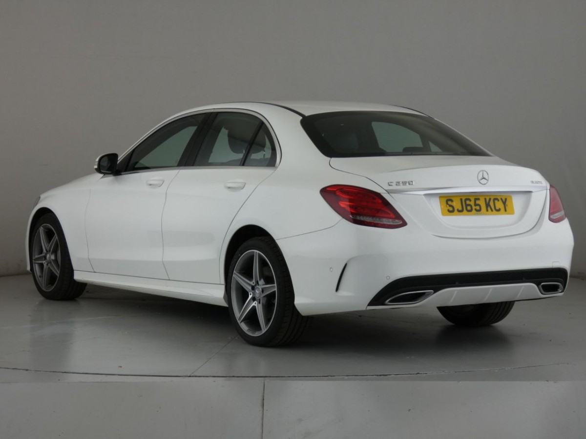 MERCEDES-BENZ C-CLASS 2.1 C250 BLUETEC AMG LINE 4D 204 BHP - 2015 - £14,990