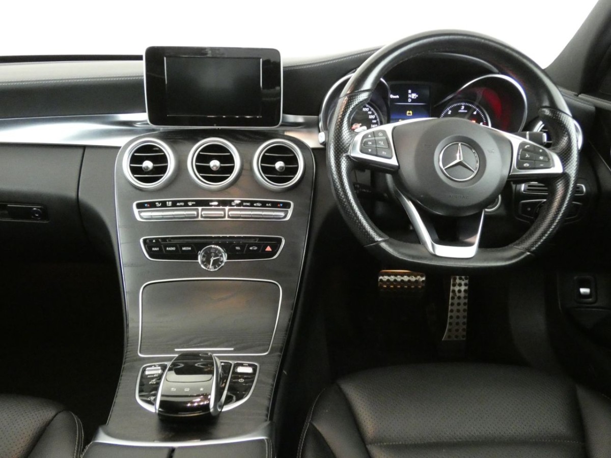 MERCEDES-BENZ C-CLASS 2.1 C250 BLUETEC AMG LINE 4D 204 BHP - 2015 - £14,990