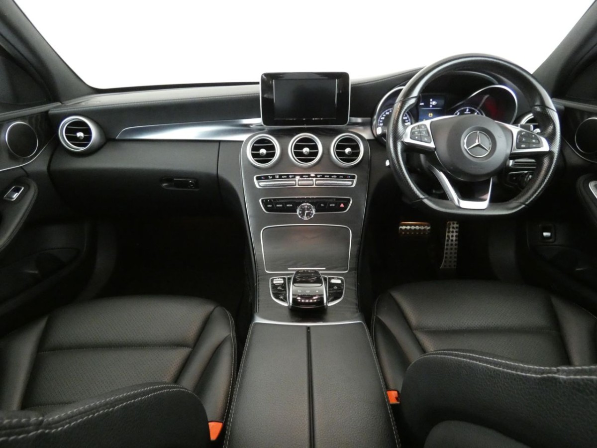 MERCEDES-BENZ C-CLASS 2.1 C250 BLUETEC AMG LINE 4D 204 BHP - 2015 - £14,990