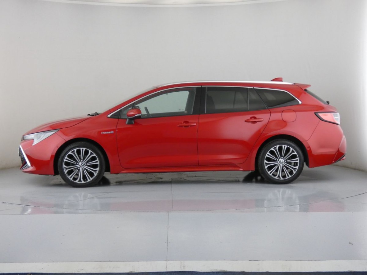 TOYOTA COROLLA 1.8 VVT-I EXCEL 5D 121 BHP - 2019 - £19,400