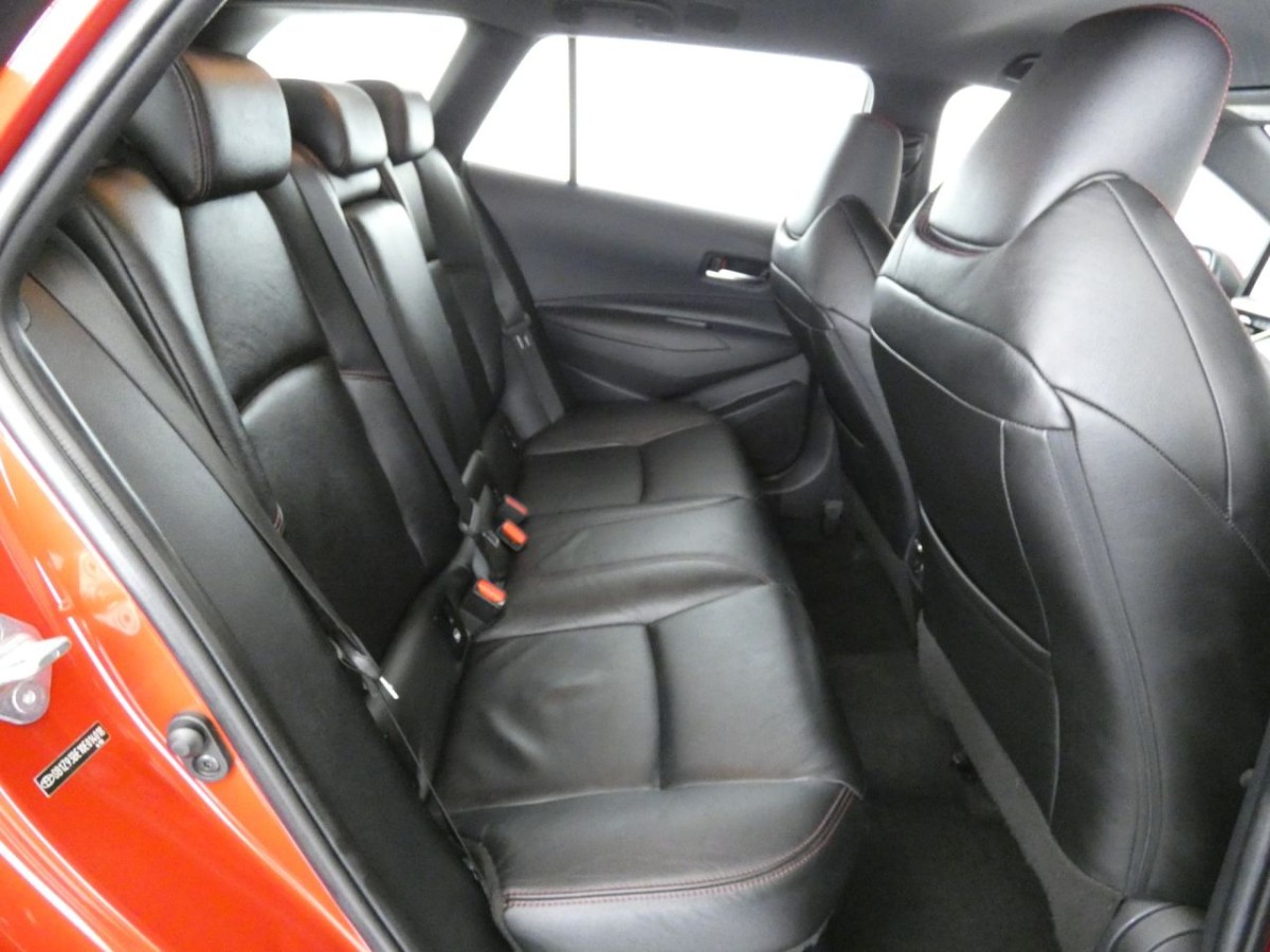TOYOTA COROLLA 1.8 VVT-I EXCEL 5D 121 BHP - 2019 - £19,400