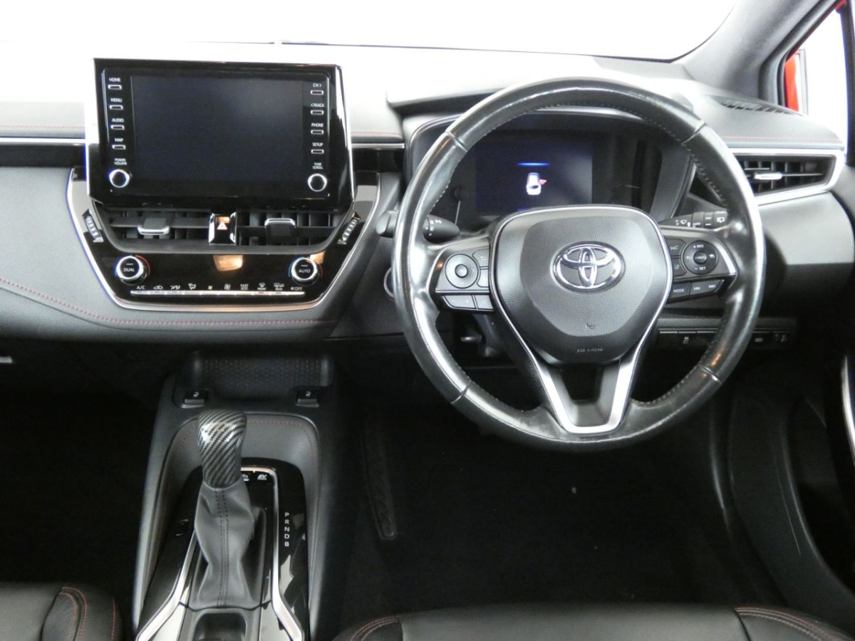 TOYOTA COROLLA 1.8 VVT-I EXCEL 5D 121 BHP - 2019 - £19,400