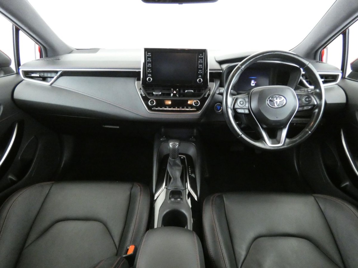TOYOTA COROLLA 1.8 VVT-I EXCEL 5D 121 BHP - 2019 - £19,400