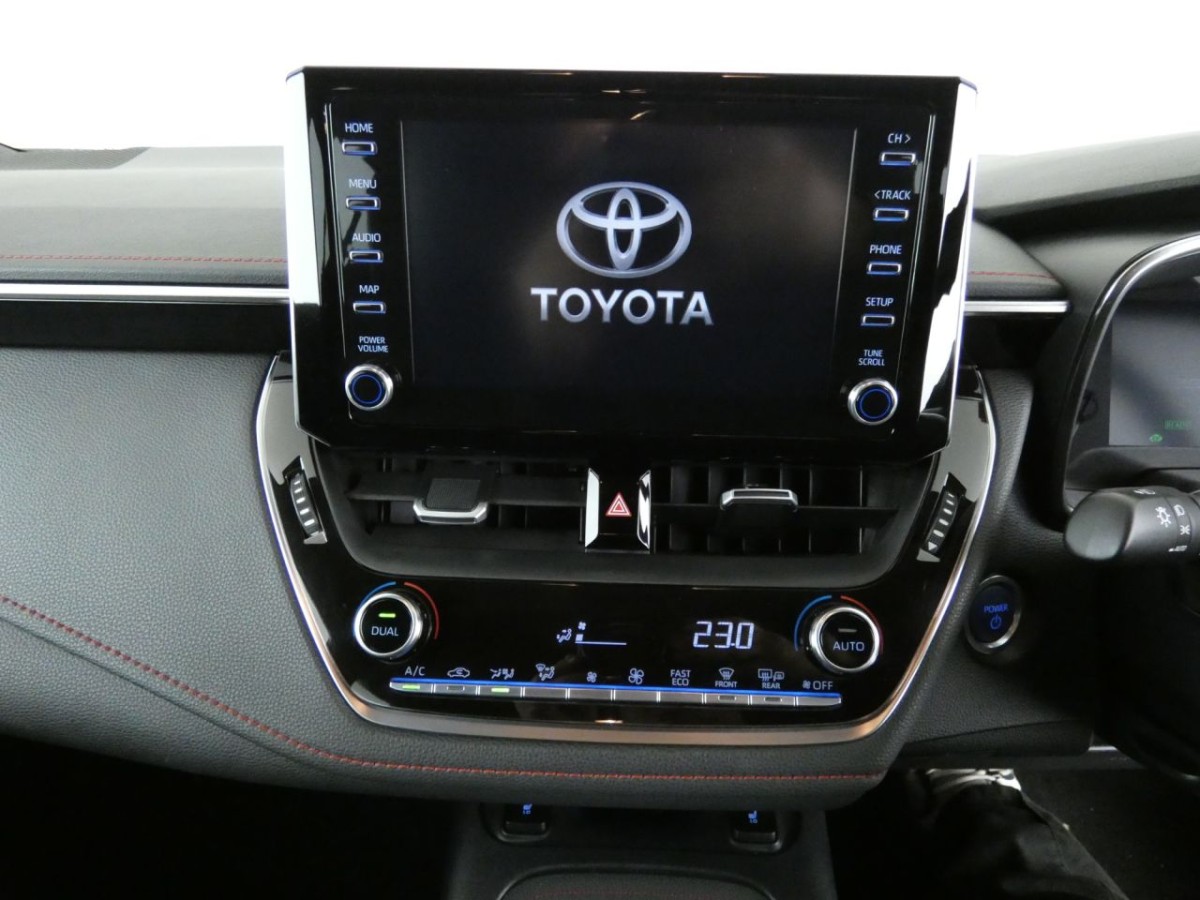 TOYOTA COROLLA 1.8 VVT-I EXCEL 5D 121 BHP - 2019 - £19,400