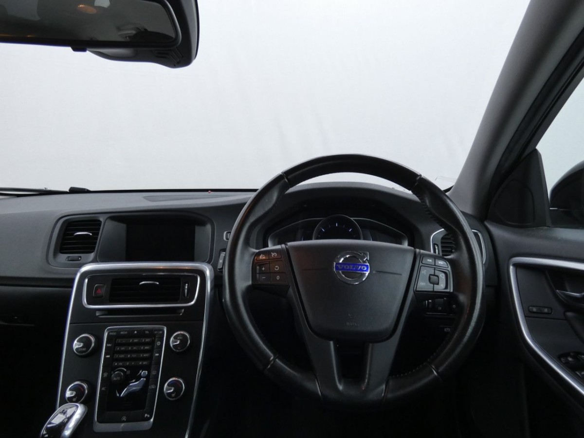 VOLVO V60 2.0 D4 BUSINESS EDITION 5D 188 BHP - 2016 - £13,400