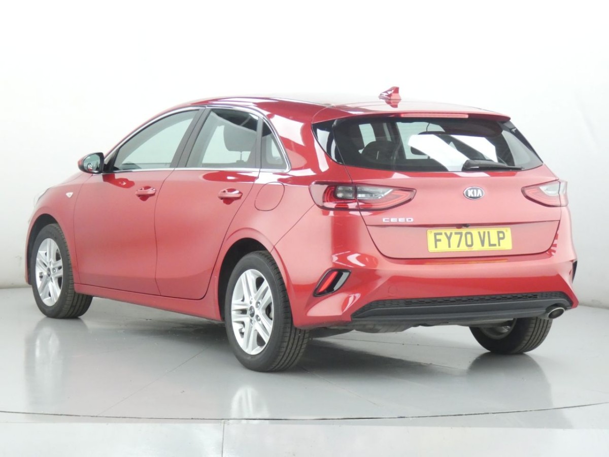 KIA CEED 1.6 CRDI 2 NAV ISG 5D 114 BHP - 2020 - £8,990
