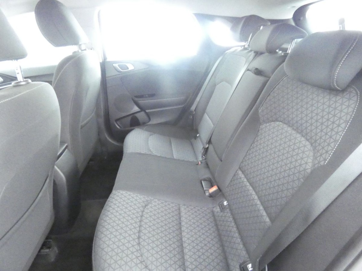 KIA CEED 1.6 CRDI 2 NAV ISG 5D 114 BHP - 2020 - £8,990