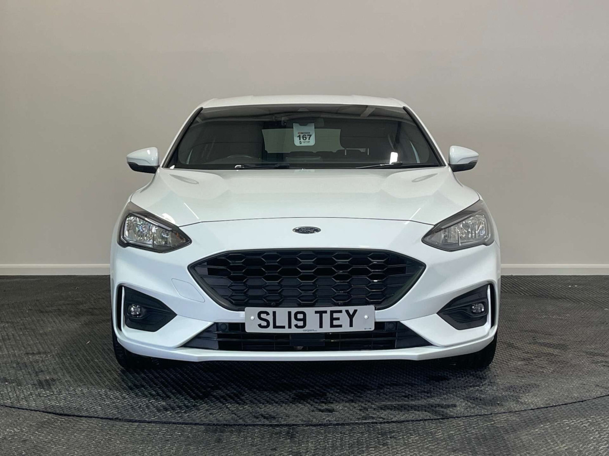 FORD FOCUS 2019 (19) 1.0T ECOBOOST ST-LINE X HATCHBACK 5DR PETROL MANUAL EURO 6 (S/S) (125 PS) - 2019 - £11,000