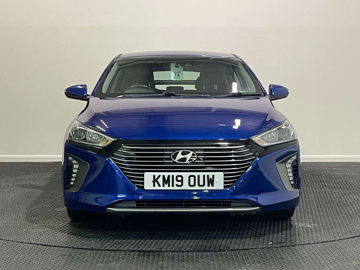 HYUNDAI IONIQ 2019 (19) 1.6 H-GDI GPF SE HATCHBACK 5DR PETROL HYBRID DCT EURO 6 (S/S) (141 PS) - 2019 - £9,900