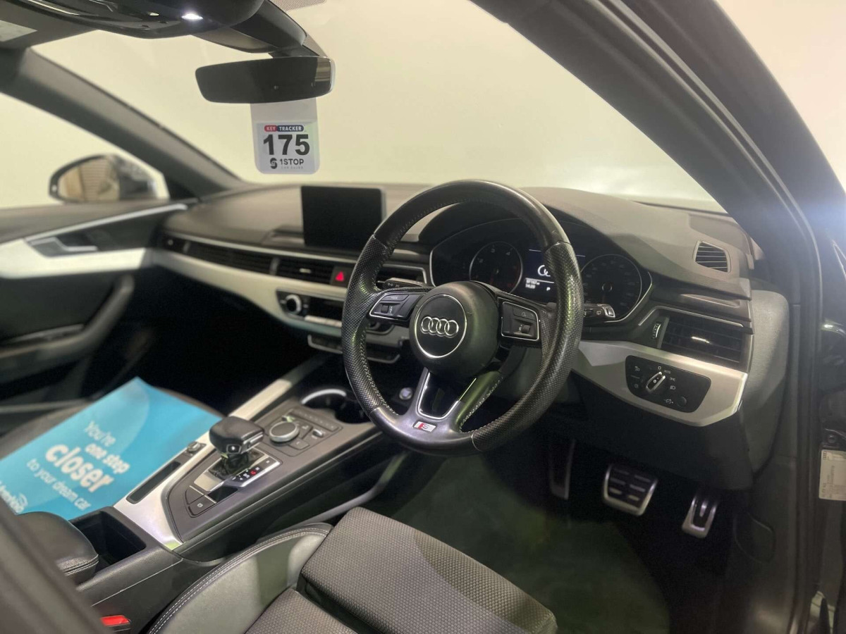 AUDI A4 2016 (66) 2.0 TDI ULTRA S LINE ESTATE 5DR DIESEL S TRONIC EURO 6 (S/S) (190 PS) - 2016 - £11,000