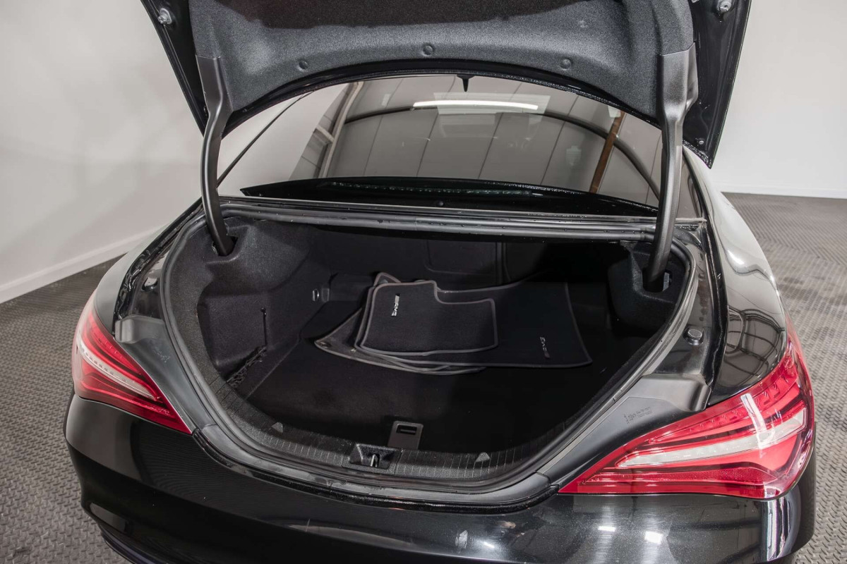 MERCEDES-BENZ CLA CLASS 2019 (68) 1.6 CLA200 AMG LINE NIGHT EDITION COUPE 4DR PETROL MANUAL EURO 6 (S/S) (156 - 2019 - £16,000