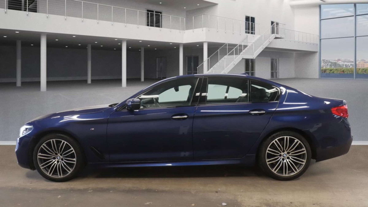 BMW 5 SERIES 2018 (18) 3.0 530D M SPORT SALOON 4DR DIESEL AUTO EURO 6 (S/S) (265 PS) - 2018 - £17,000