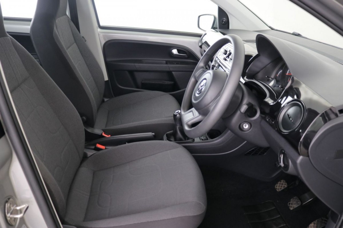 VOLKSWAGEN UP 1.0 MOVE UP 5D 59 BHP - 2014 - £5,990