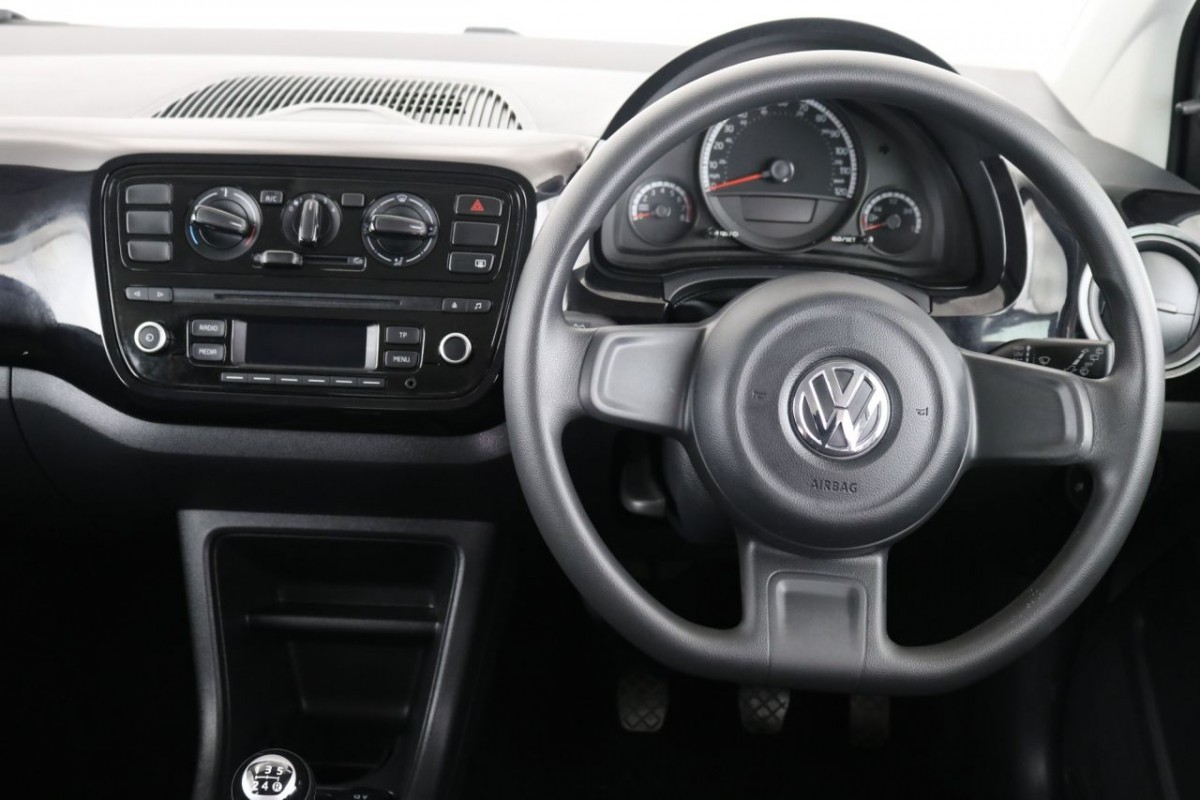 VOLKSWAGEN UP 1.0 MOVE UP 5D 59 BHP - 2014 - £5,990