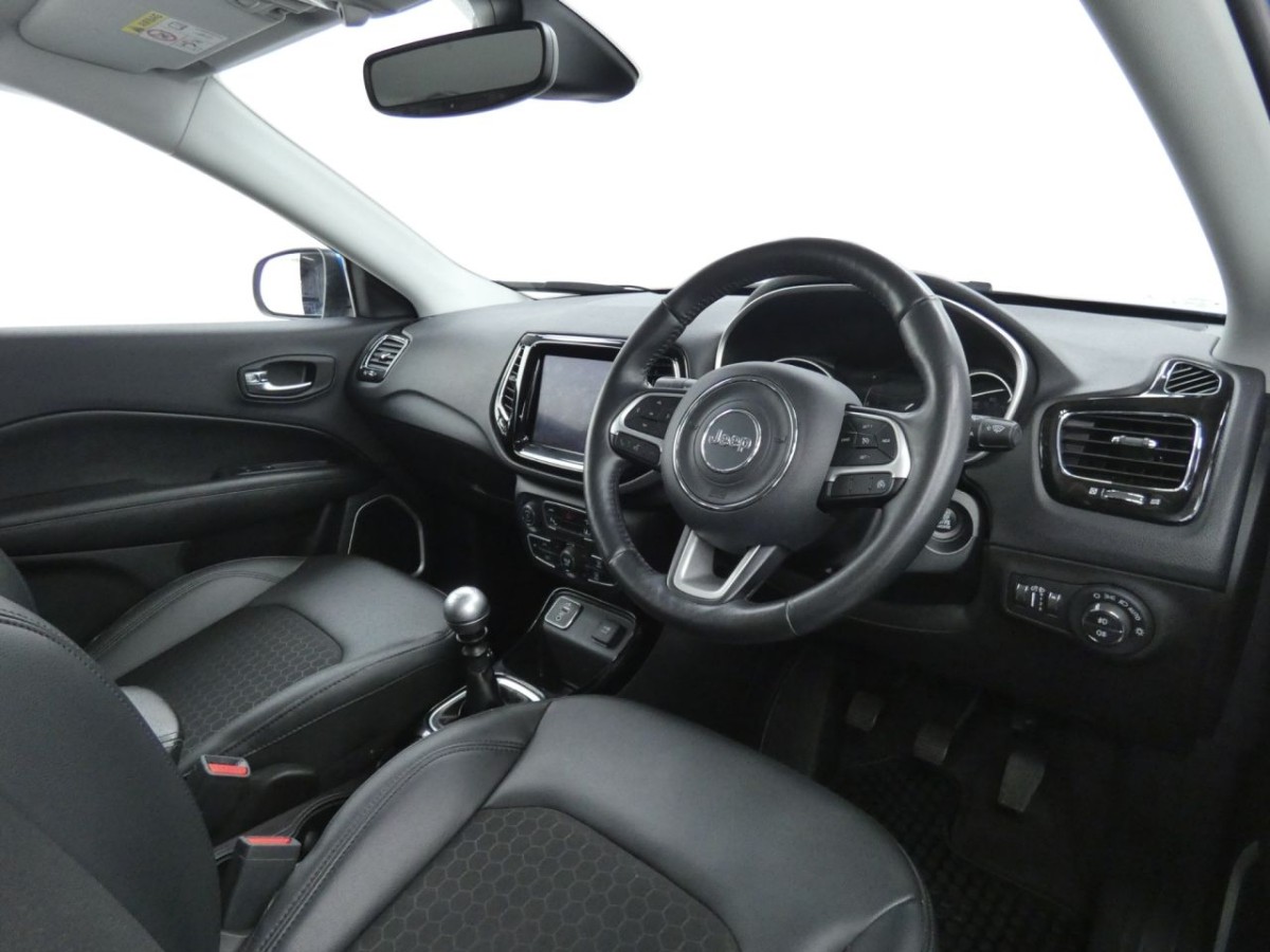 JEEP COMPASS 1.4 MULTIAIR II NIGHT EAGLE 5D 138 BHP - 2020 - £14,990