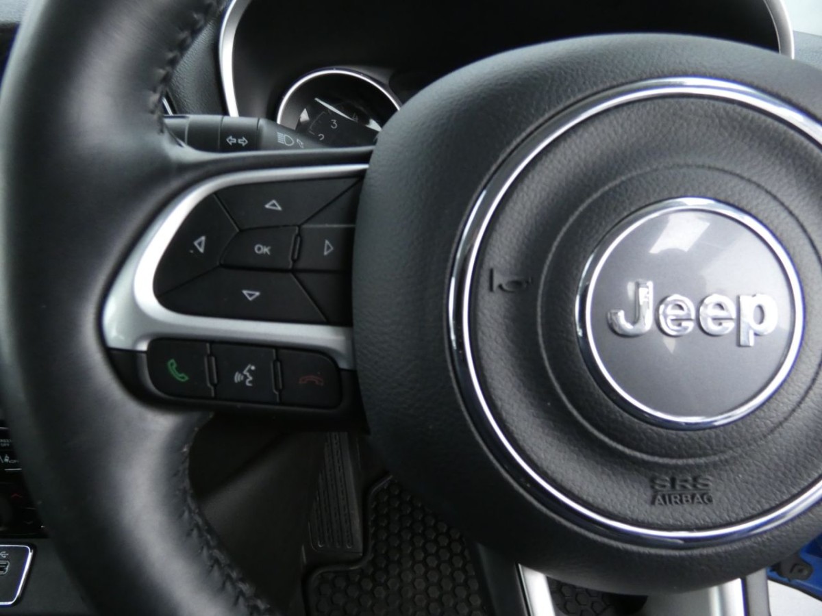 JEEP COMPASS 1.4 MULTIAIR II NIGHT EAGLE 5D 138 BHP - 2020 - £14,990