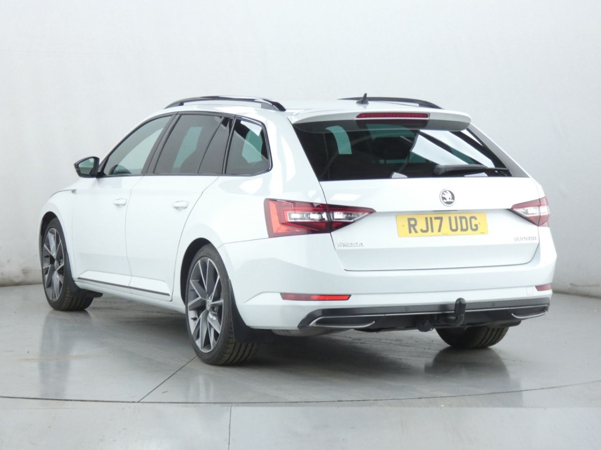 SKODA SUPERB 1.4 SPORTLINE TSI 5D 148 BHP - 2017 - £13,700