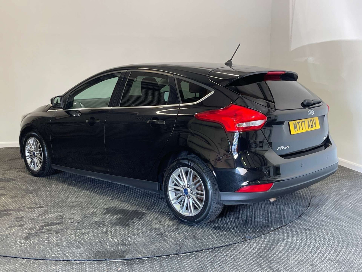 FORD FOCUS 2017 (17) 1.0T ECOBOOST ZETEC EDITION HATCHBACK 5DR PETROL MANUAL EURO 6 (S/S) (100 P - 2017 - £5,650