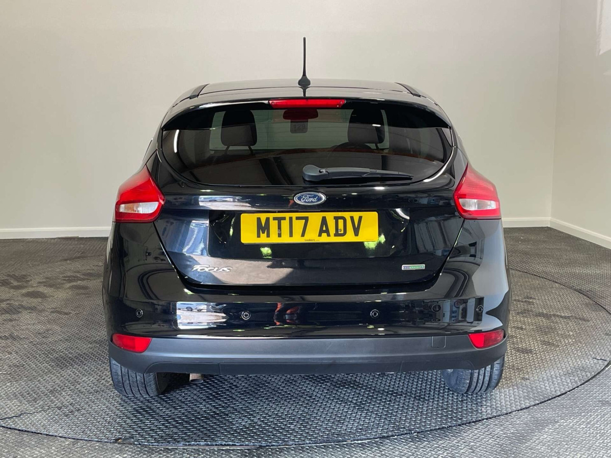 FORD FOCUS 2017 (17) 1.0T ECOBOOST ZETEC EDITION HATCHBACK 5DR PETROL MANUAL EURO 6 (S/S) (100 P - 2017 - £5,650