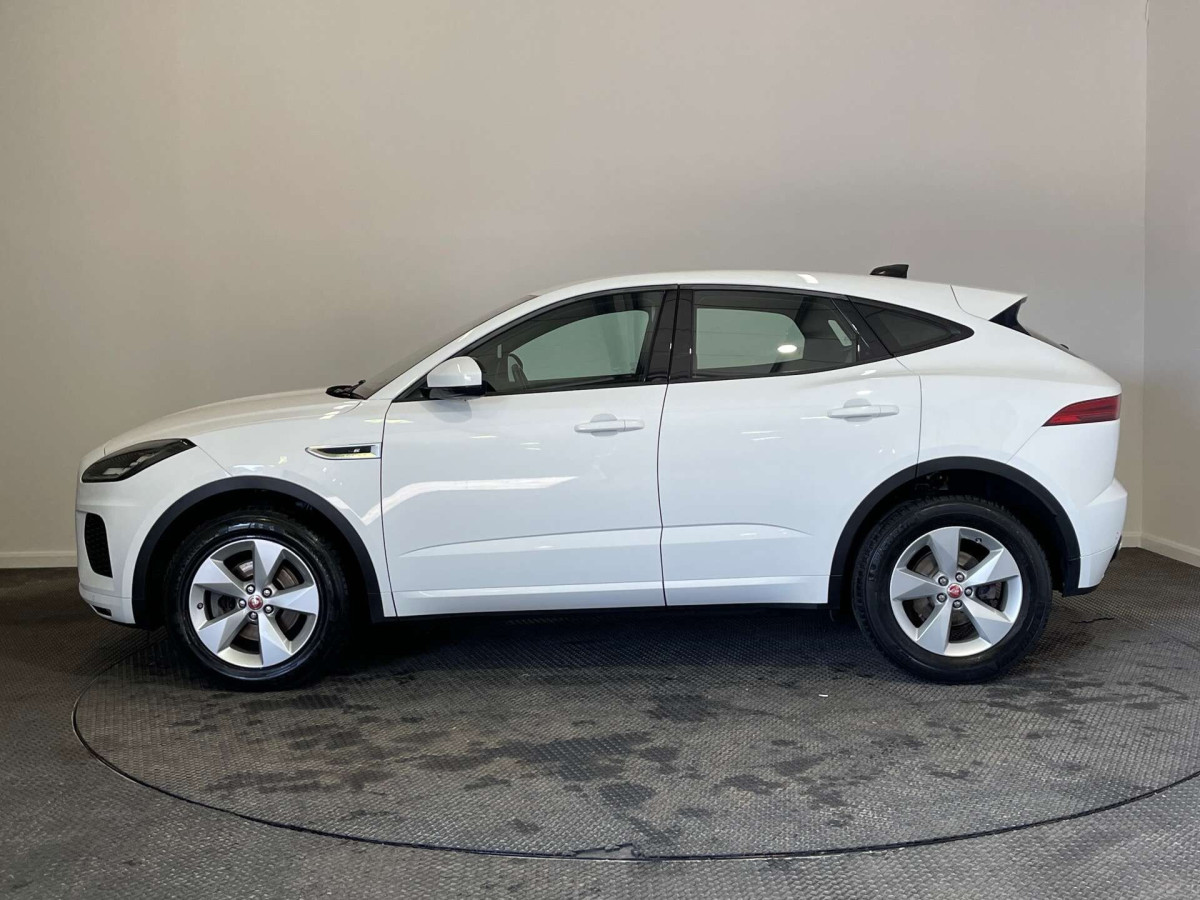 JAGUAR E-PACE 2019 (69) 2.0 D150 R-DYNAMIC S SUV 5DR DIESEL MANUAL EURO 6 (S/S) (150 PS) - 2019 - £15,000