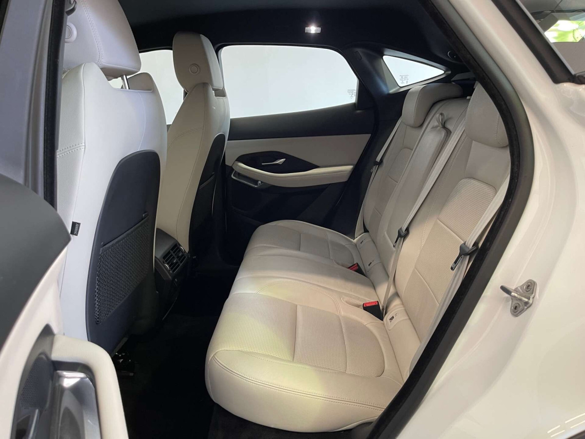JAGUAR E-PACE 2019 (69) 2.0 D150 R-DYNAMIC S SUV 5DR DIESEL MANUAL EURO 6 (S/S) (150 PS) - 2019 - £15,000