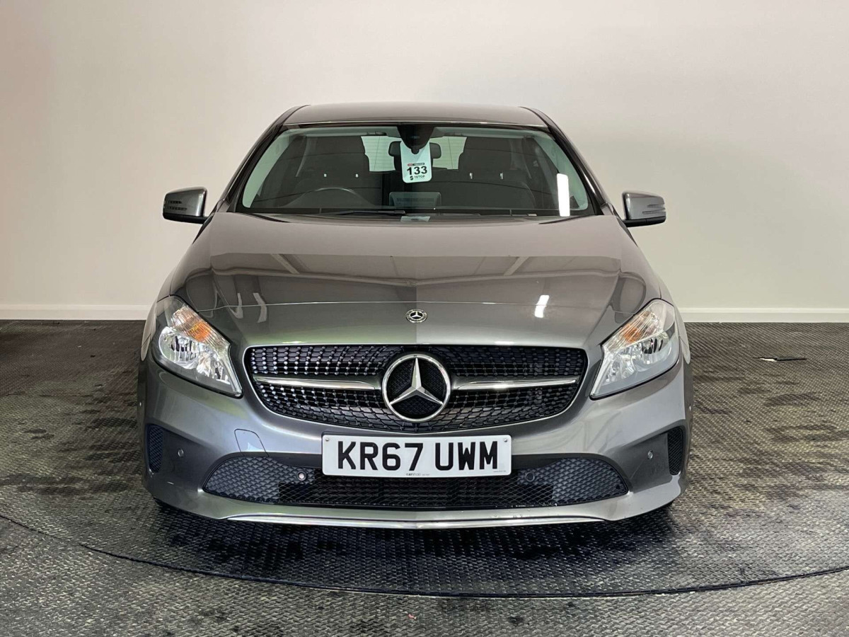 MERCEDES-BENZ A CLASS 2018 (67) 1.5 A180D SE (EXECUTIVE) HATCHBACK 5DR DIESEL MANUAL EURO 6 (S/S) (109 PS) - 2018 - £9,900