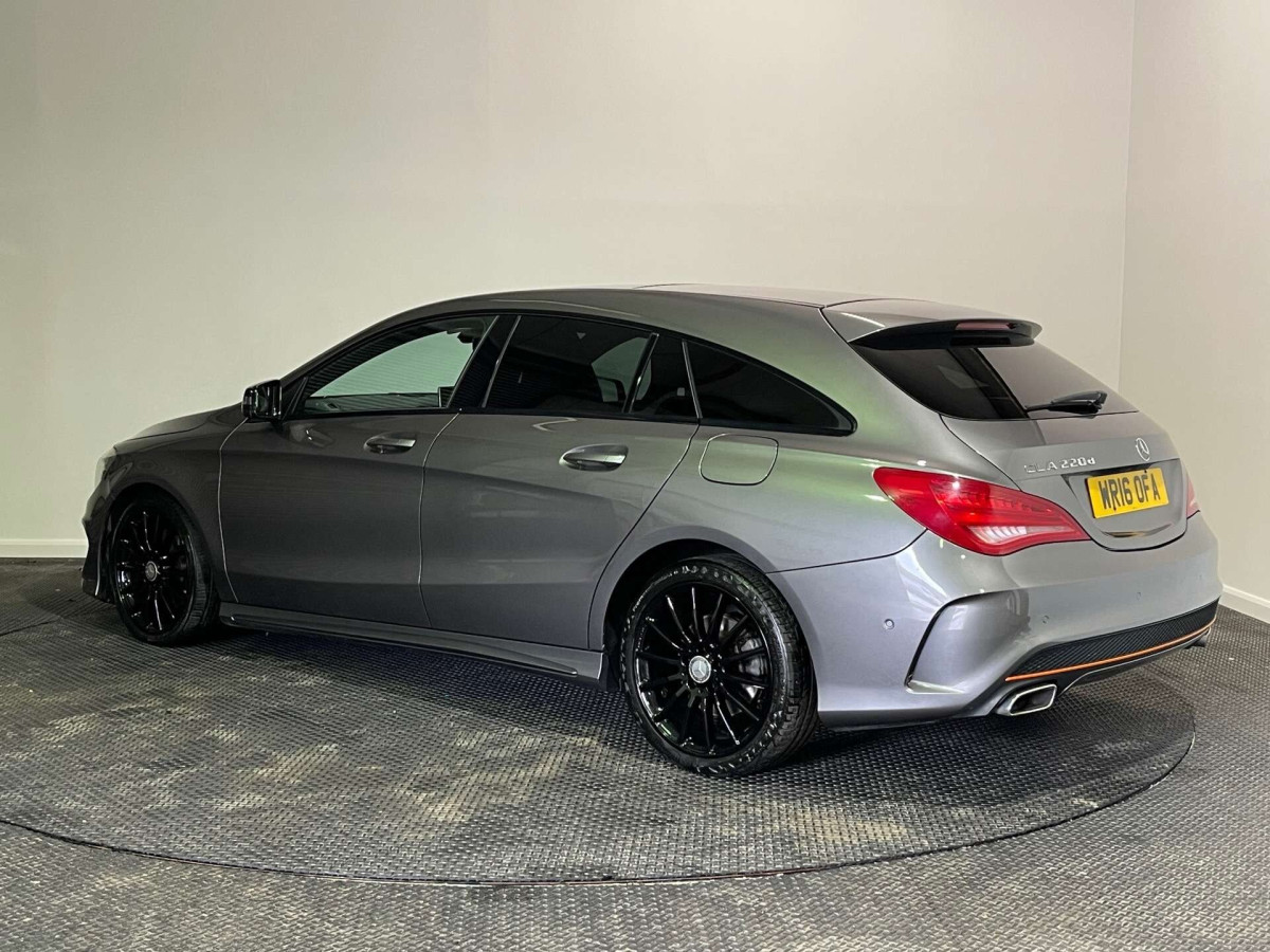 MERCEDES-BENZ CLA CLASS 2016 (16) 2.1 CLA220D ORANGEART SHOOTING BRAKE 5DR DIESEL 7G-DCT EURO 6 (S/S) (177 PS - 2016 - £13,500
