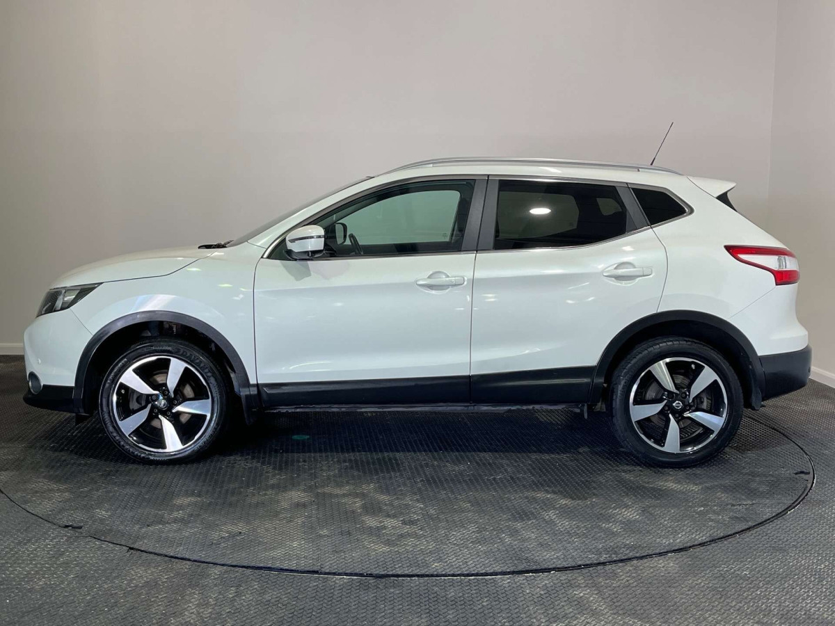 NISSAN QASHQAI 2016 (66) 1.2 DIG-T N-CONNECTA SUV 5DR PETROL MANUAL 2WD EURO 6 (S/S) (115 PS) - 2016 - £5,900