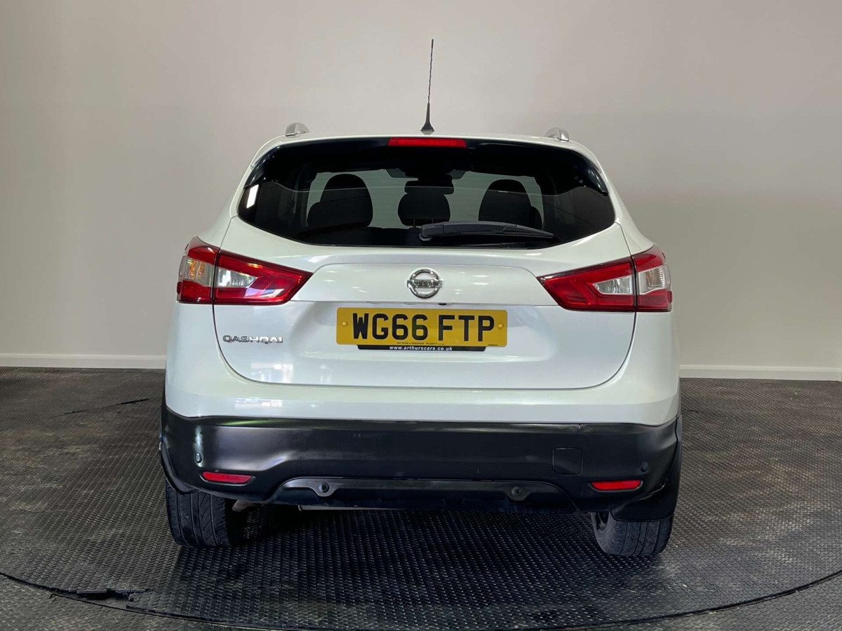 NISSAN QASHQAI 2016 (66) 1.2 DIG-T N-CONNECTA SUV 5DR PETROL MANUAL 2WD EURO 6 (S/S) (115 PS) - 2016 - £5,900