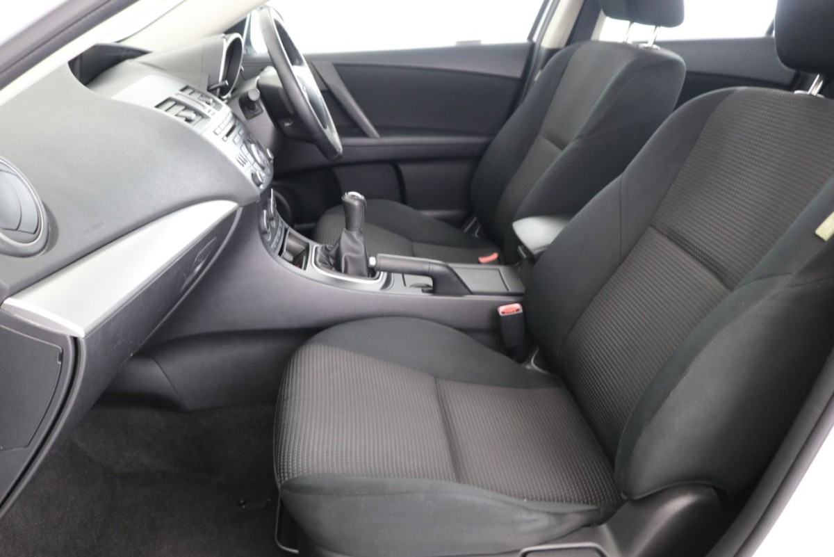MAZDA 3 1.6 TAMURA 5D 103 BHP HATCHBACK - 2013 - £6,300