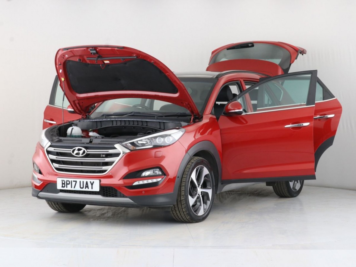 HYUNDAI TUCSON 1.7 CRDI PREMIUM SE BLUE DRIVE 5D 139 BHP - 2017 - £21,600