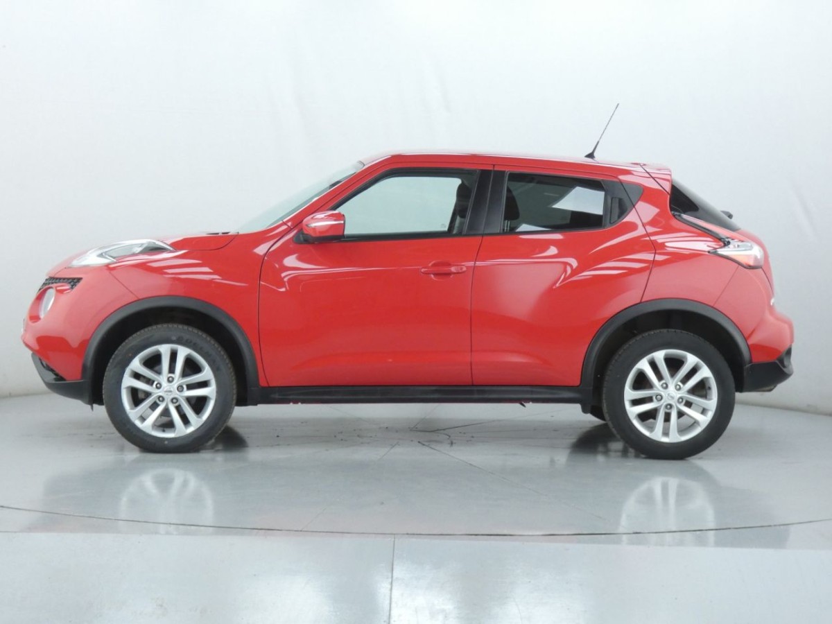NISSAN JUKE 1.6 ACENTA XTRONIC 5D 117 BHP - 2017 - £12,990