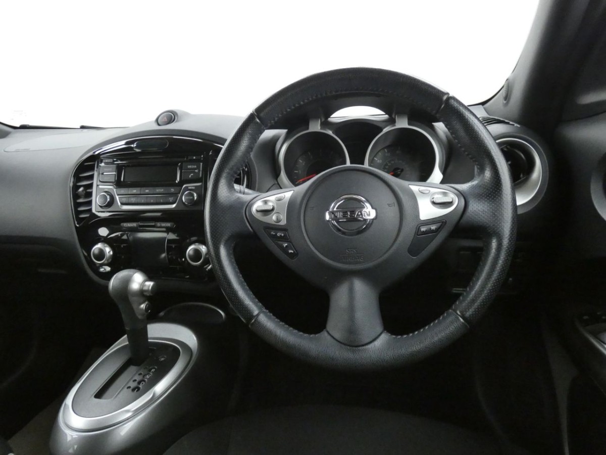 NISSAN JUKE 1.6 ACENTA XTRONIC 5D 117 BHP - 2017 - £12,990