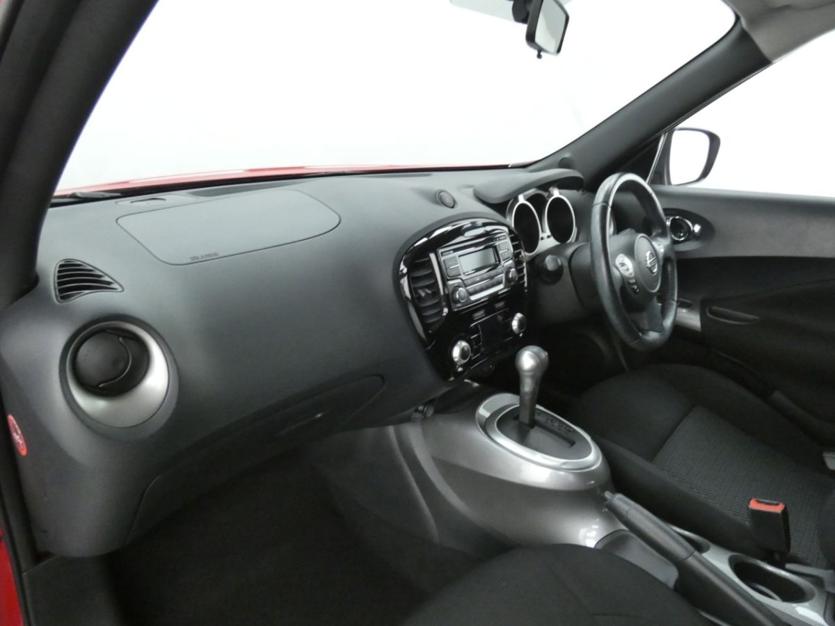 NISSAN JUKE 1.6 ACENTA XTRONIC 5D 117 BHP - 2017 - £12,990
