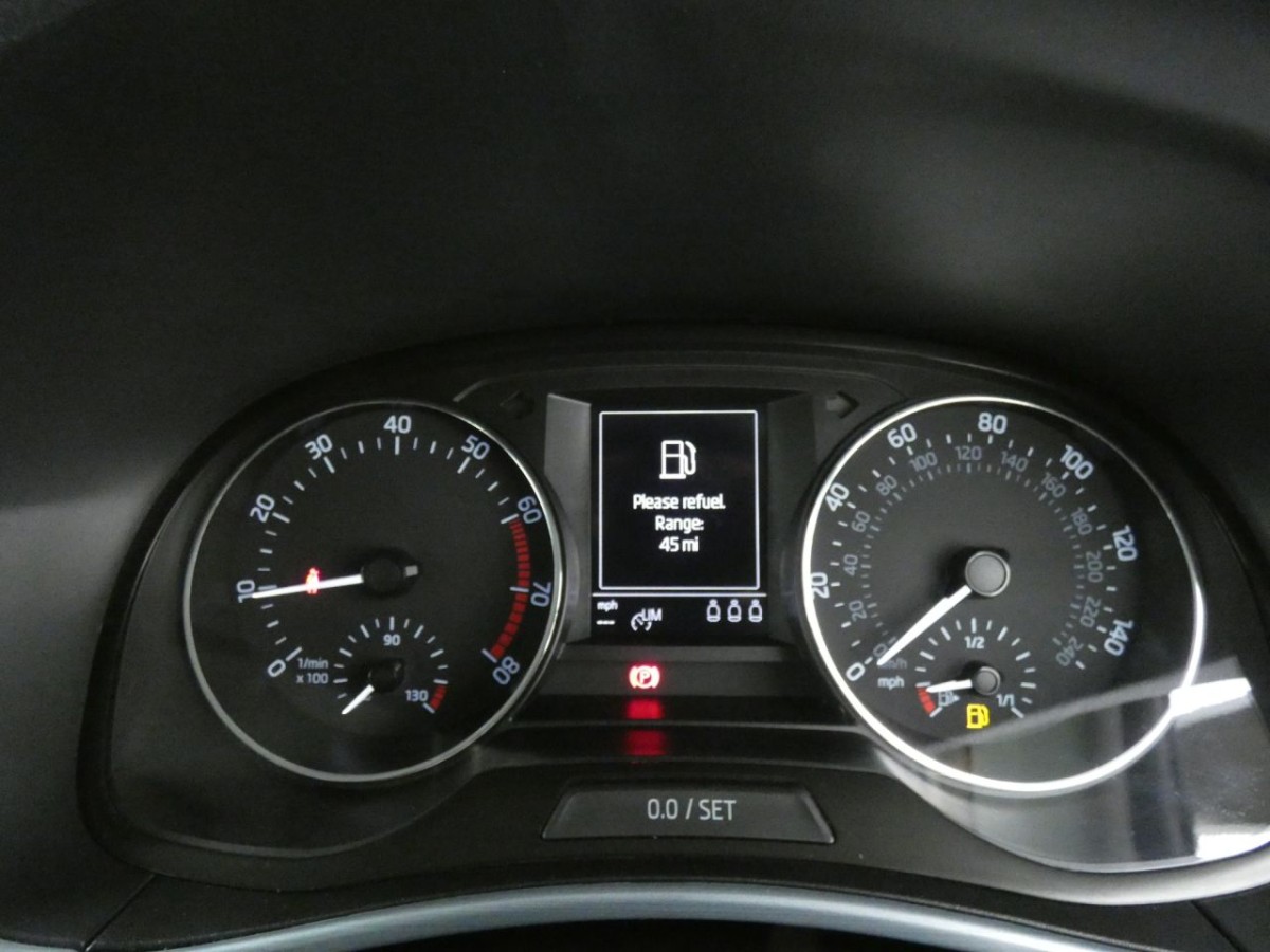 SKODA FABIA 1.0 SE MPI 5D 74 BHP - 2016 - £6,990
